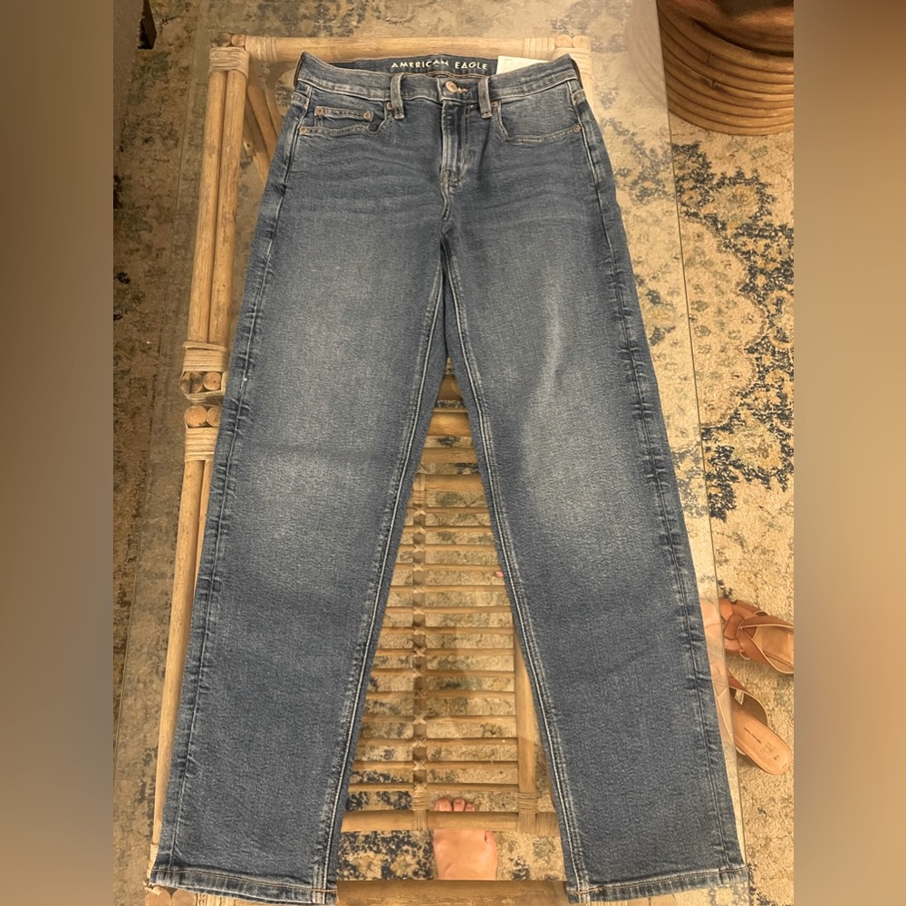 American Eagle 90s straight jeans